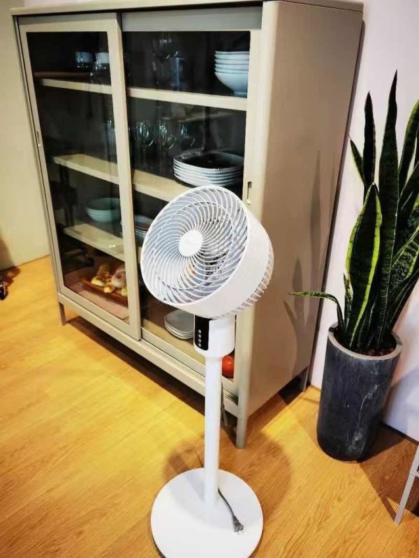 AIRMATE 艾美特 FA18-RD36 直流空气循环扇 白色